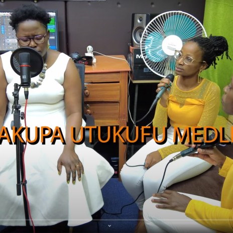 Twakupa utukufu medley | Boomplay Music