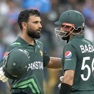 Podcast no. 409 - Pakistan still alive in the World Cup as Fakhar Zaman blitzkrieg helps them beat New Zealand via DLS in Bangalore.