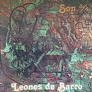 LEONES DE BARRO