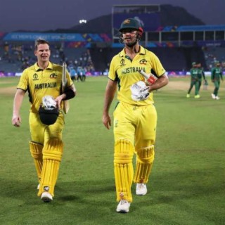 Podcast no. 417 - Australia dominate Bangladesh in Pune and take heaps of confidence heading into the semis. Mitchell Marsh whacks Bangladeshi bowlers in a brilliant batting display.
