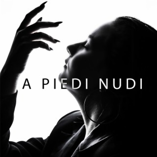 A PIEDI NUDI