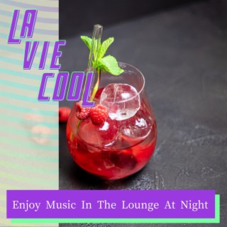 Enjoy Music in the Lounge at Night