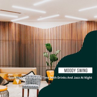 Sparkling and Relaxing Time with Drinks and Jazz at Night