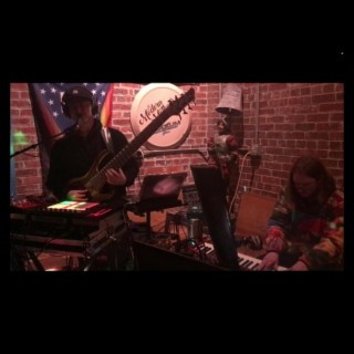 M.MMBL (Live at Modern Methods Brewing Company)