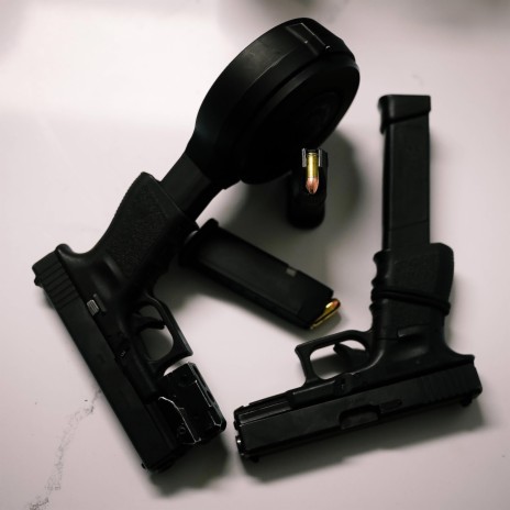 2 Glocks | Boomplay Music