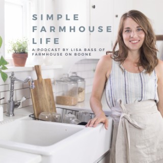 Farmhouse decor in the kitchen for spring and summer - Christina Maria Blog