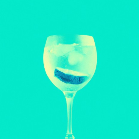 Gin Tonic im System ft. Sou | Boomplay Music