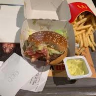 Fxck a big mac (McDonald's diss)