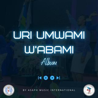 Uri Umwami w'Abami