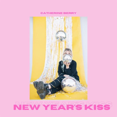 New Year's Kiss | Boomplay Music