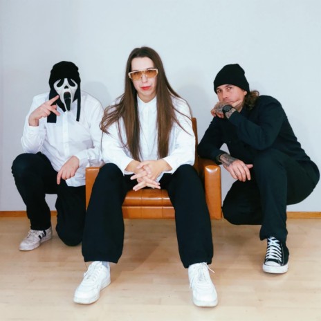 Meitä on niin moneksi ft. MC Rambo & Antti Karsee | Boomplay Music