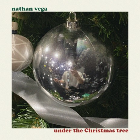 under the Christmas tree | Boomplay Music