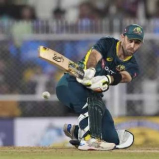 Podcast no. 428 - A Glenn Maxwell exhibition helps Australia pull off a last-ball victory at Guwahati - despite Ruturaj Gaikwad’s excellent hundred - to get Australia back in the T20 series.