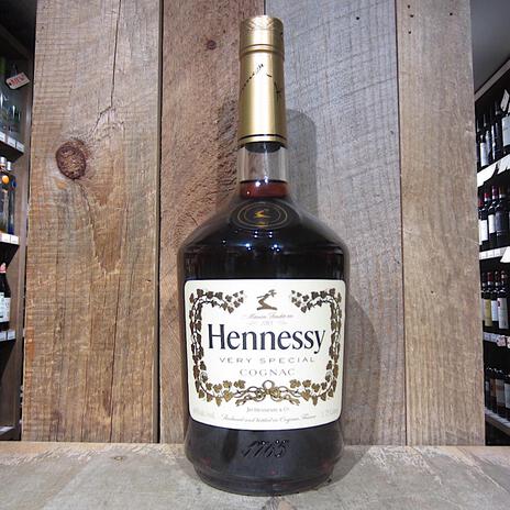 Hennessy | Boomplay Music