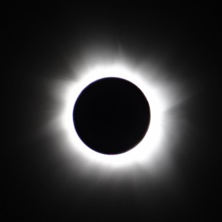 TOTAL SOLAR ECLIPSE