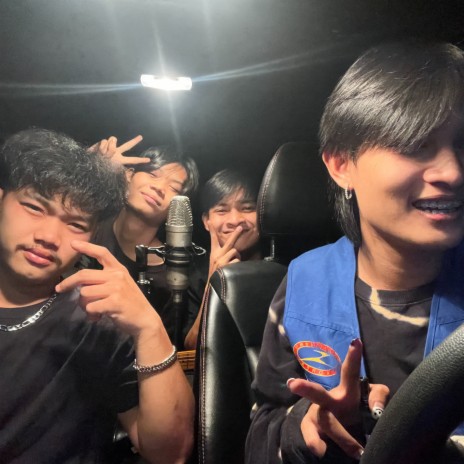 ไม่เหมือนก่อน ft. FAMNIGHT, Ddelete & Garfew | Boomplay Music