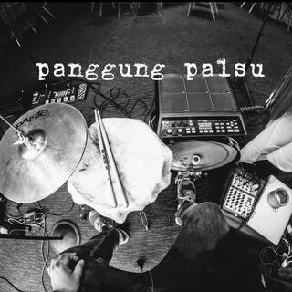 Panggung Palsu