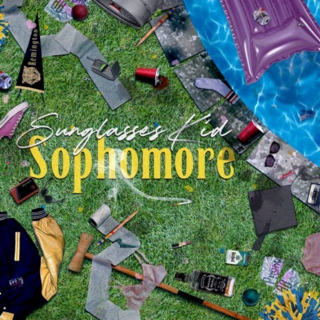 Sophomores ft. HOLOFLASH | Boomplay Music