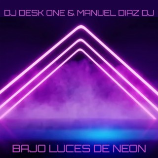 Bajo Luces de Neon