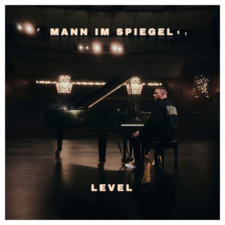 Mann im Spiegel | Boomplay Music