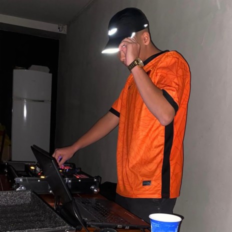 DJ GM – Set Wesley Alemão Lyrics
