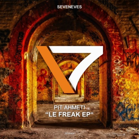 Le Freak | Boomplay Music