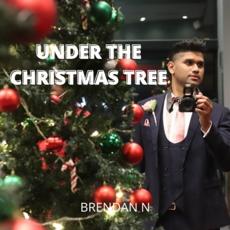 Under the Christmas Tree | Boomplay Music