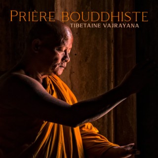 Prière bouddhiste tibétaine Vajrayana: Moines tibétains chantant Om pour la méditation profonde et l'éveil spirituel, Moines bouddhistes Chantant, Voix profonde