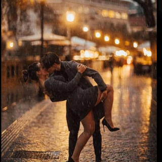 Bailando en lluvia