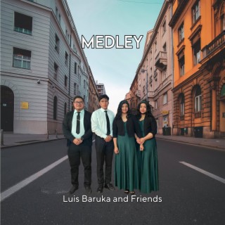 Medley Majestad / Es exaltado / Te loamos oh Dios