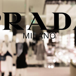 Imbracata in Prada