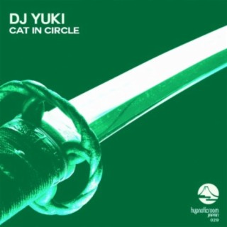 Cat in Circle