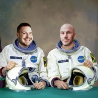 Di Astronauts