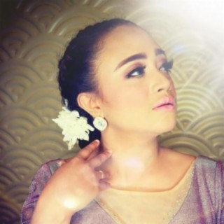 Nada Latuharhary