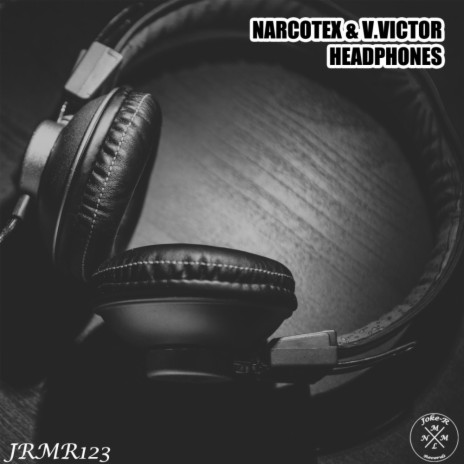 Headphones (Original Mix) ft. V.Victor | Boomplay Music