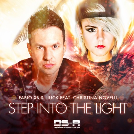 Step Into The Light (Original Mix) ft. Liuck & Christina Novelli | Boomplay Music