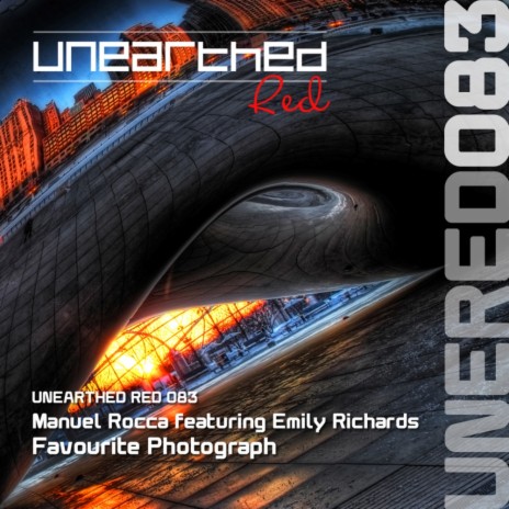 Favourite Photograph (Original Mix) ft. Emily Richards | Boomplay Music